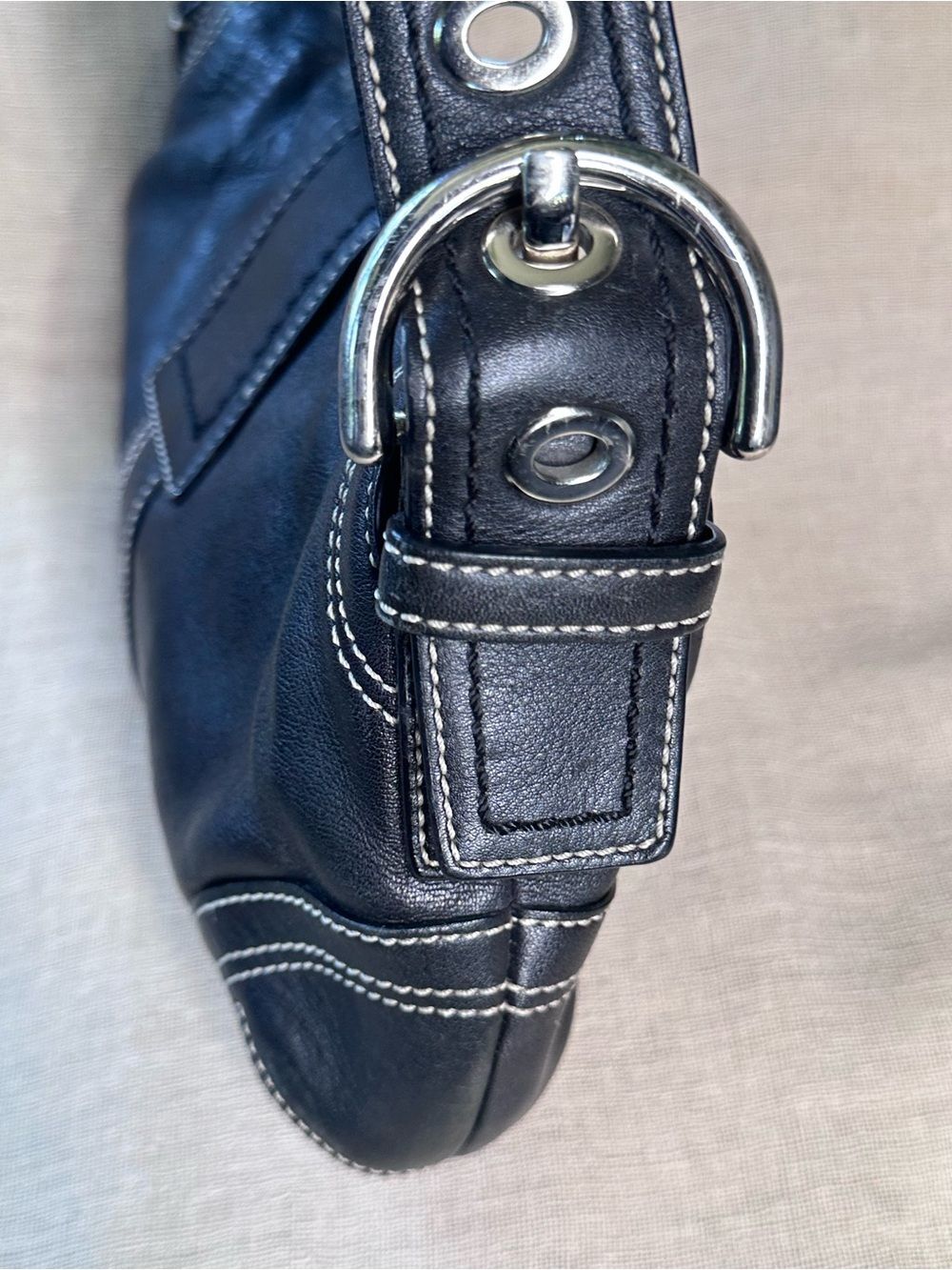 Coach 10316 Vintage Y2K SMALL Soho Black Leather Shoulder Bag Contrast Stitching - Picture 10 of 14